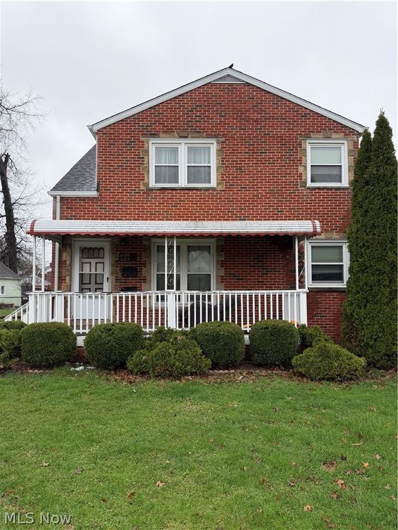 654 E 240 Street, Euclid, OH 44123