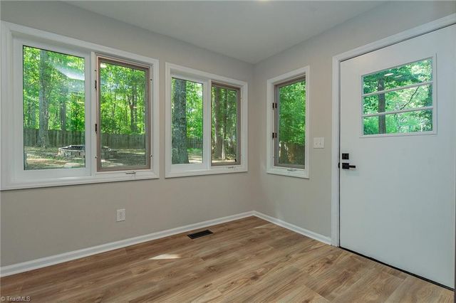 2906 Rhonswood Drive, Tobaccoville, NC 27050