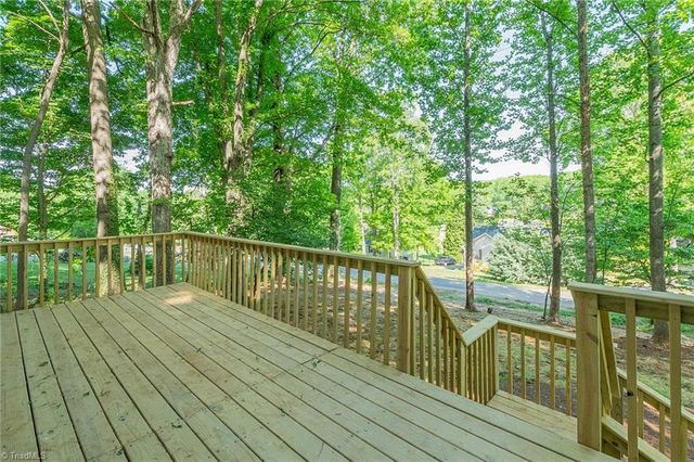 2906 Rhonswood Drive, Tobaccoville, NC 27050
