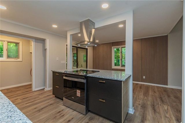 2906 Rhonswood Drive, Tobaccoville, NC 27050