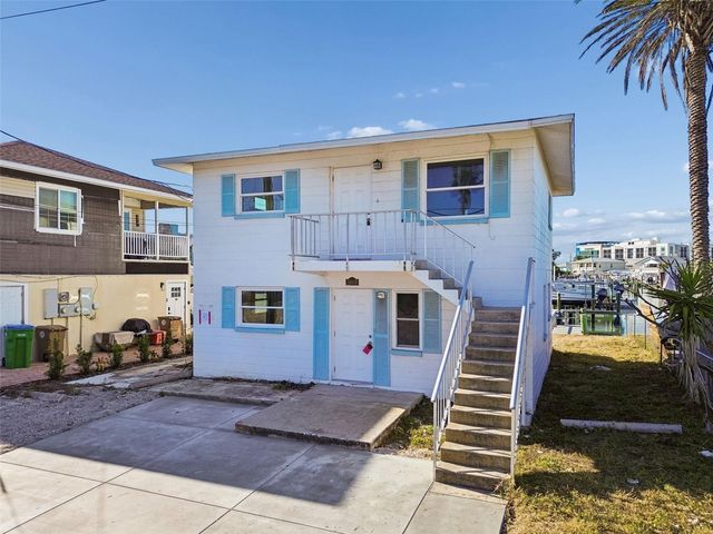 14919 N BAYSHORE DRIVE 1, Madeira Beach, FL 33708