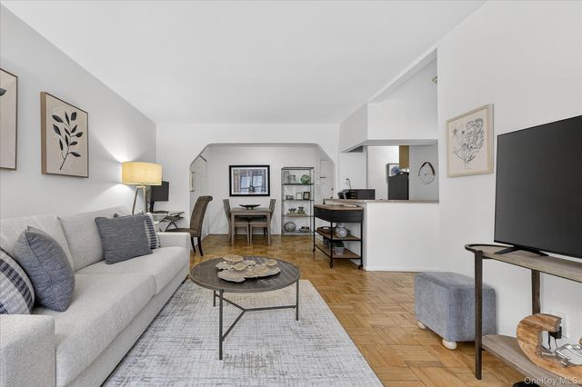 6535 Broadway 1G, Bronx, NY 10471