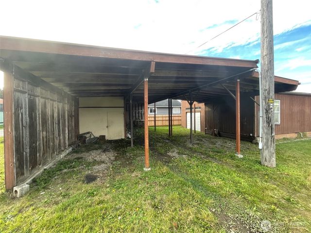 131 SW E Street, Forks, WA 98331