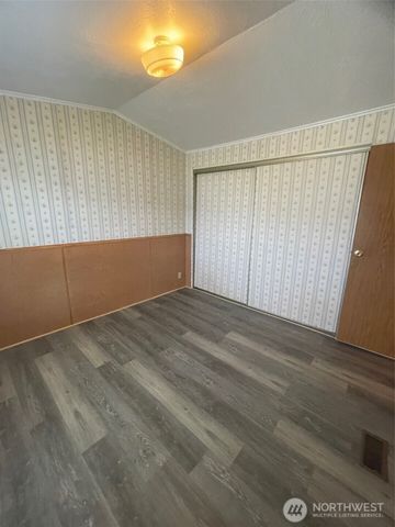 131 SW E Street, Forks, WA 98331