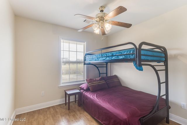 11156 E Bayou View Drive, Bay Saint Louis, MS 39520