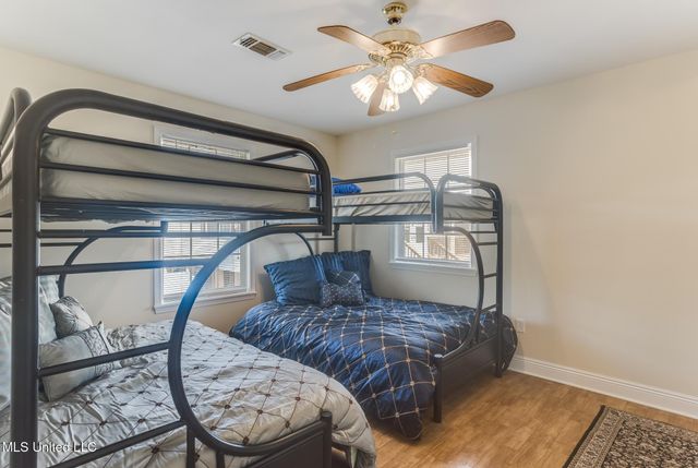 11156 E Bayou View Drive, Bay Saint Louis, MS 39520