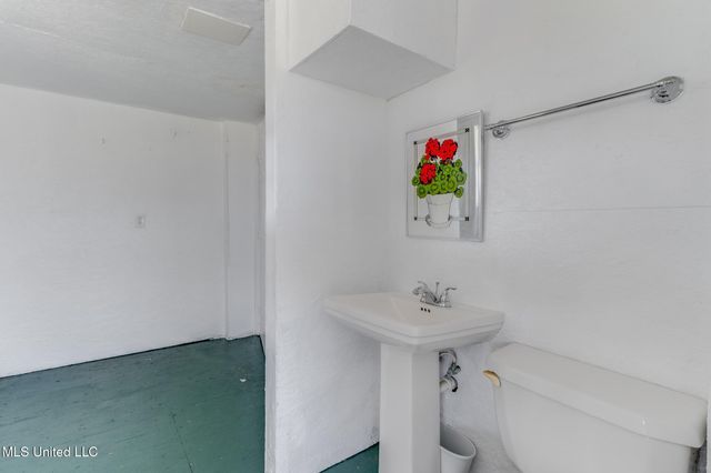 11156 E Bayou View Drive, Bay Saint Louis, MS 39520