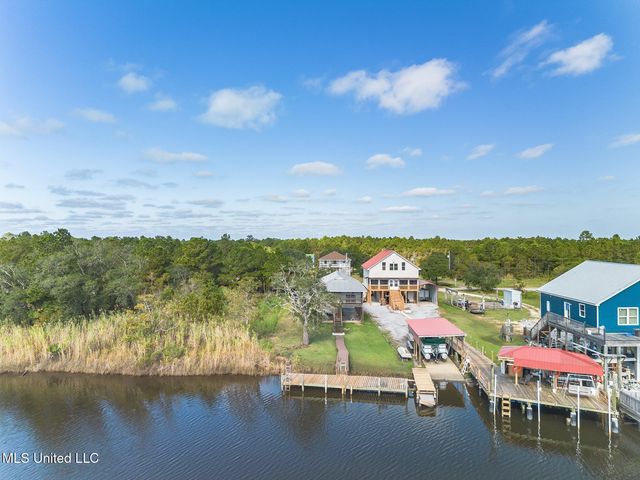 11156 E Bayou View Drive, Bay Saint Louis, MS 39520