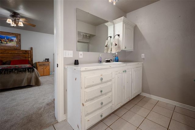 24286 E COUNTY ROAD 1580 Road, Elmore City, OK 73433