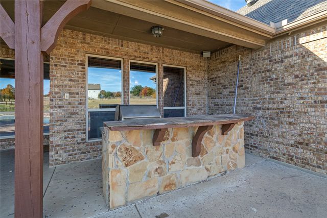 12040 Erin Lane, Fort Worth, TX 76179