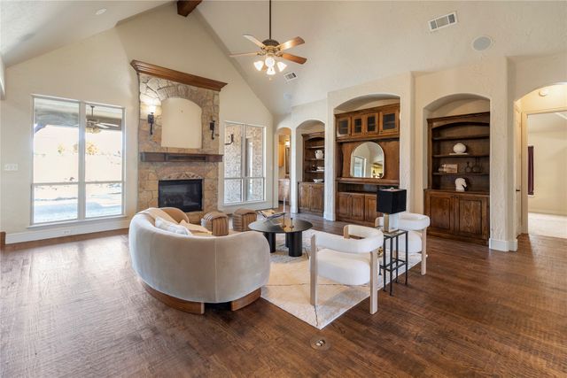 12040 Erin Lane, Fort Worth, TX 76179