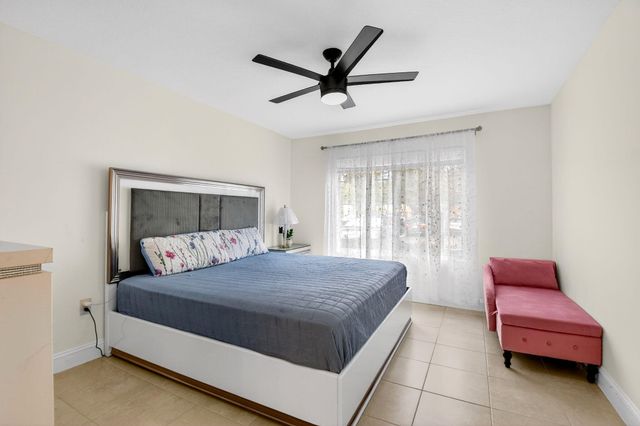 4151 San Marino Boulevard 101, West Palm Beach, FL 33409