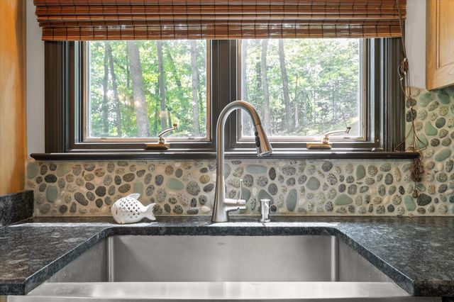 488 Lake Hills Drive, Trenton, GA 30752