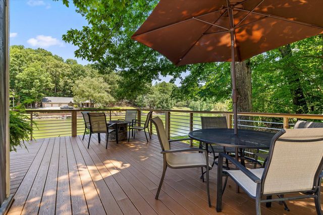 488 Lake Hills Drive, Trenton, GA 30752
