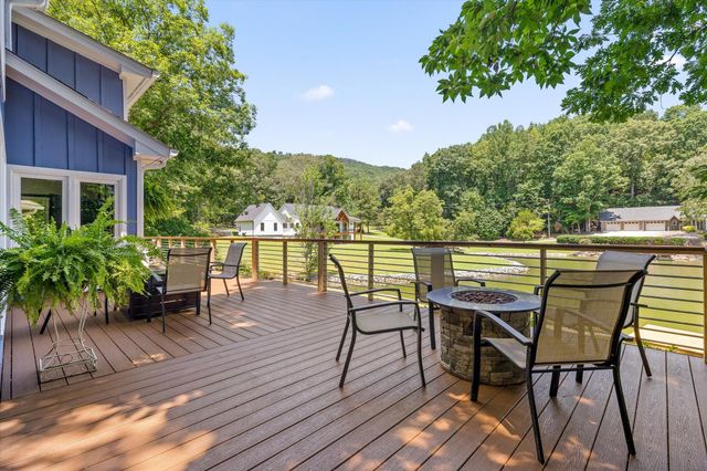 488 Lake Hills Drive, Trenton, GA 30752