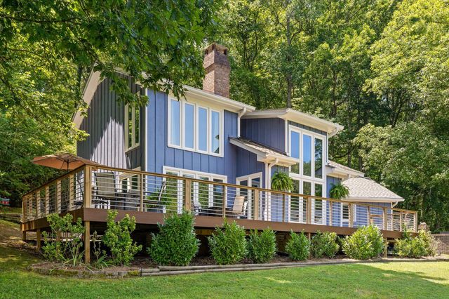 488 Lake Hills Drive, Trenton, GA 30752