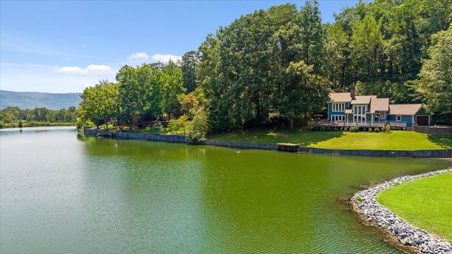 488 Lake Hills Drive, Trenton, GA 30752
