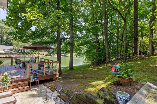 488 Lake Hills Drive, Trenton, GA 30752