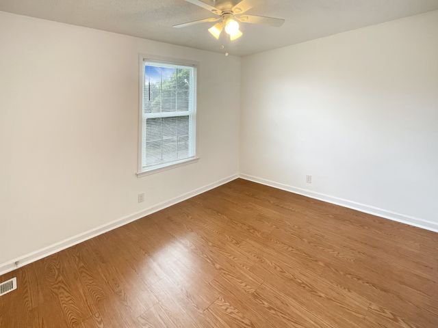 4833 Sheffield Dr, Nashville, TN 37211