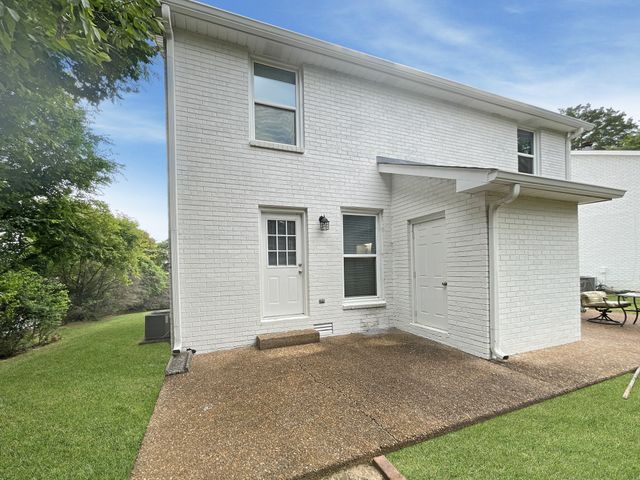 4833 Sheffield Dr, Nashville, TN 37211