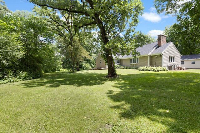 6858 E FOXHOLLOW Road, Clinton, WI 53525