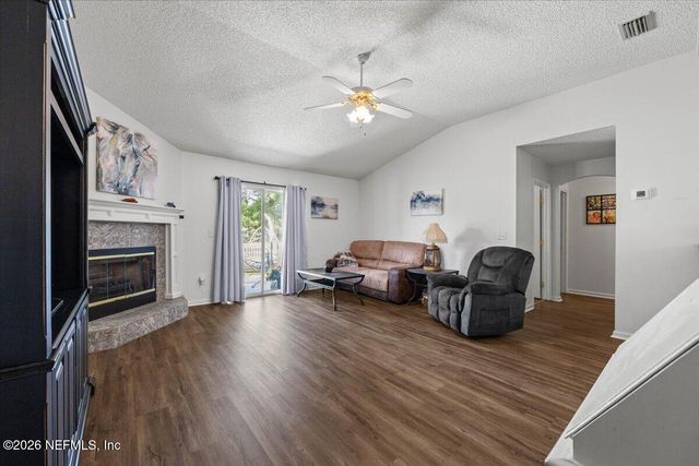 2303 RAVINES LAKE Road, Middleburg, FL 32068