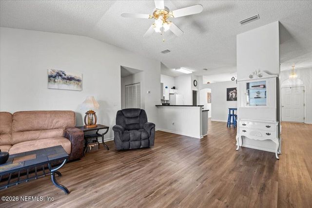 2303 RAVINES LAKE Road, Middleburg, FL 32068