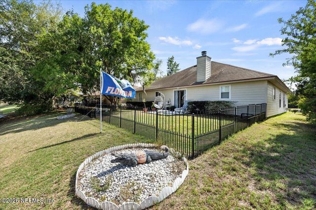 2303 RAVINES LAKE Road, Middleburg, FL 32068
