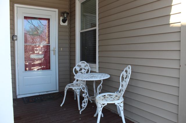 2 Spring St A, Gloucester, MA 01930