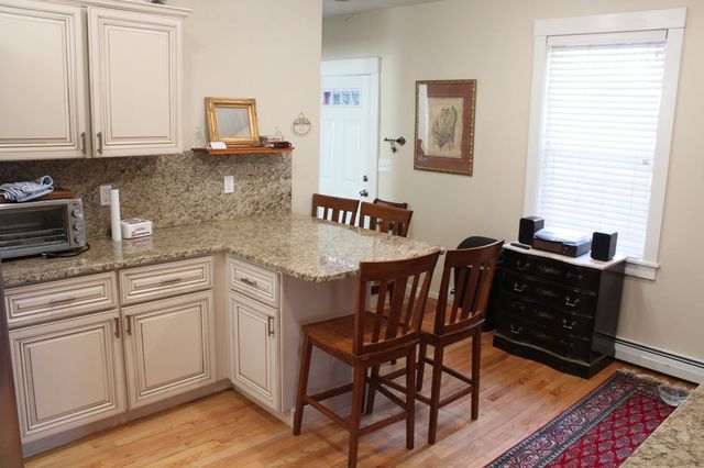 2 Spring St A, Gloucester, MA 01930