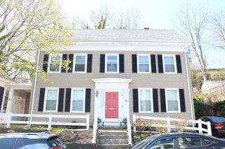 2 Spring St A, Gloucester, MA 01930