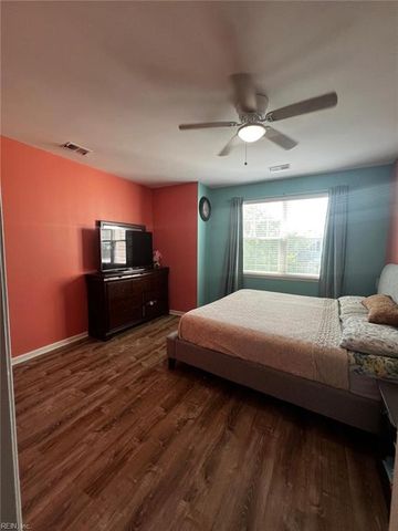 4237 Turnworth ARCH, Virginia Beach, VA 23456