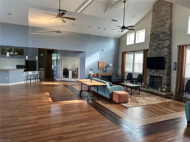 4237 Turnworth ARCH, Virginia Beach, VA 23456