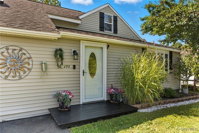 255 Kennedy Avenue, Evans, NY 14006