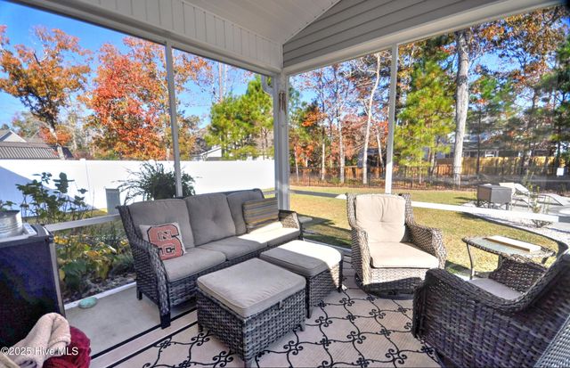 442 Sea Captain Lane SW, Supply, NC 28462