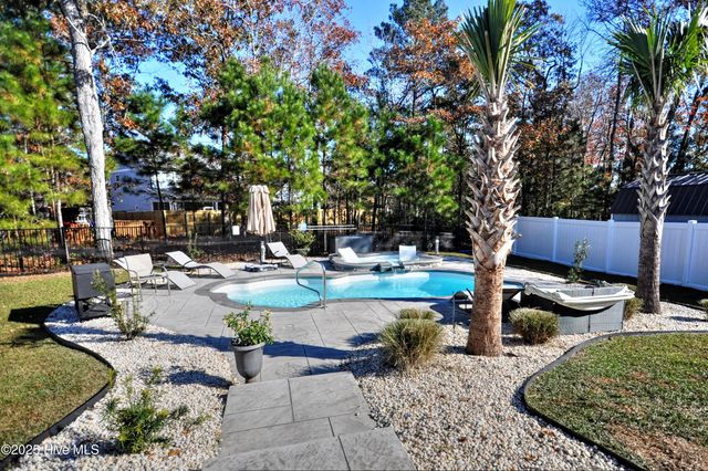 442 Sea Captain Lane SW, Supply, NC 28462