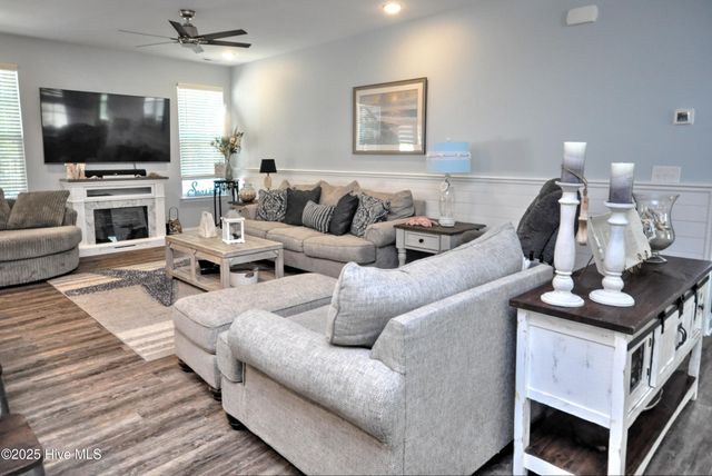 442 Sea Captain Lane SW, Supply, NC 28462