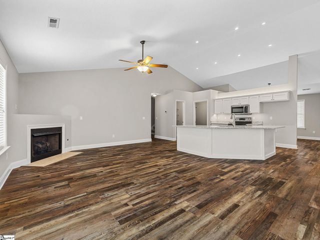 319 Kelly Farm Road, Moore, SC 29369