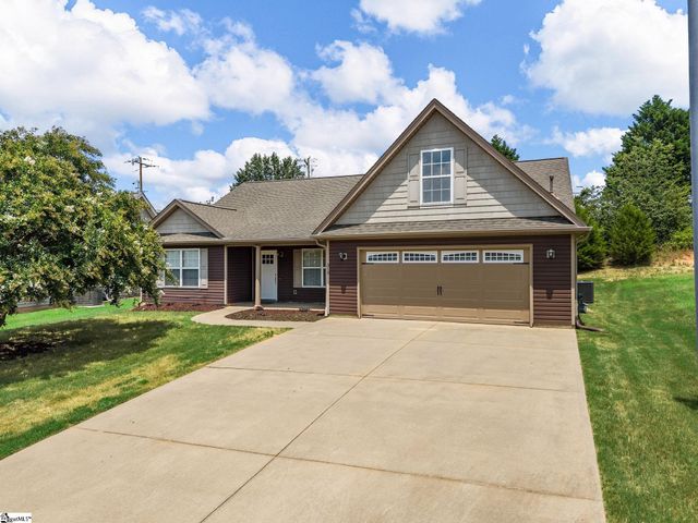 319 Kelly Farm Road, Moore, SC 29369