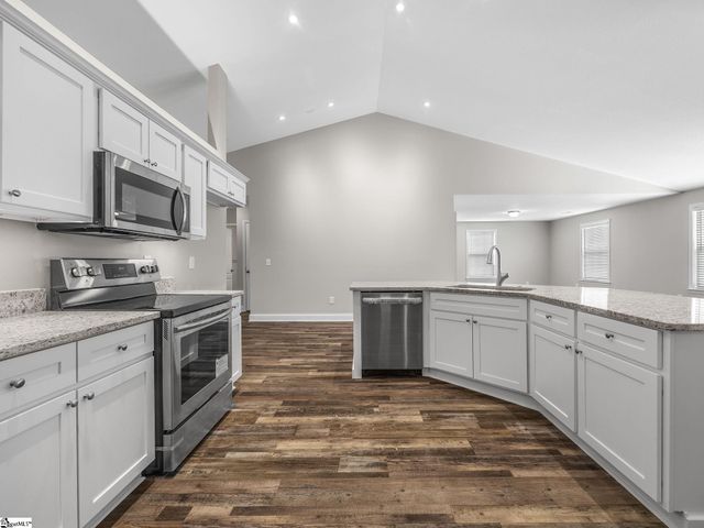 319 Kelly Farm Road, Moore, SC 29369
