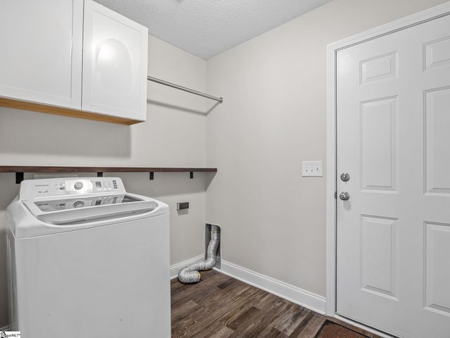 319 Kelly Farm Road, Moore, SC 29369