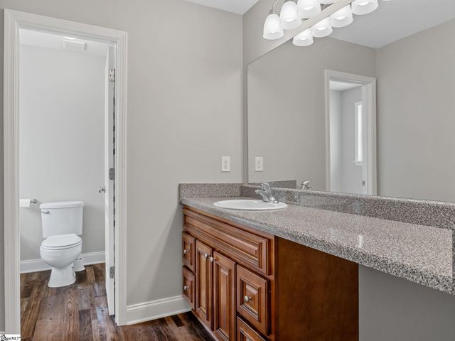 319 Kelly Farm Road, Moore, SC 29369