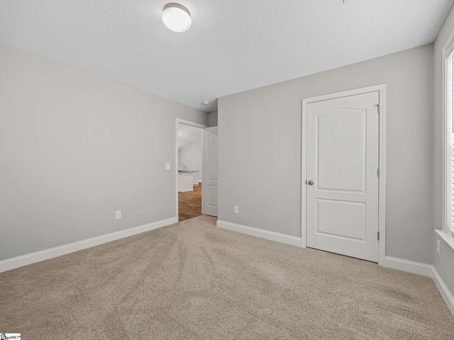 319 Kelly Farm Road, Moore, SC 29369