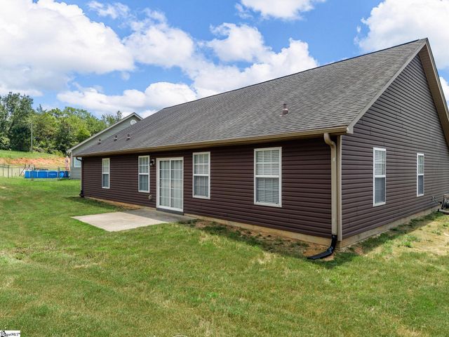 319 Kelly Farm Road, Moore, SC 29369