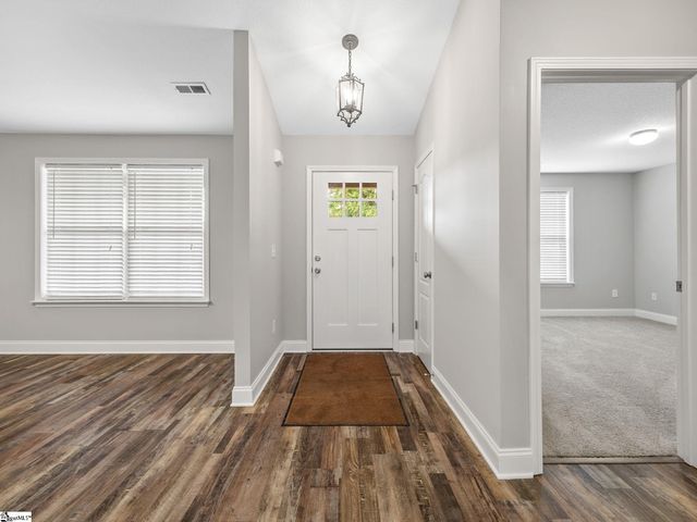 319 Kelly Farm Road, Moore, SC 29369