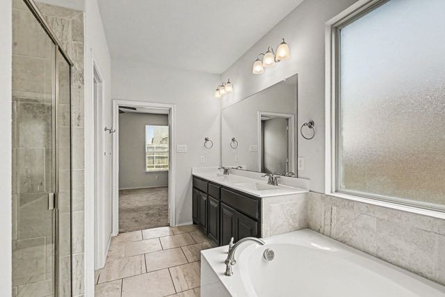 9040 Twin Mills Boulevard, Fort Worth, TX 76179