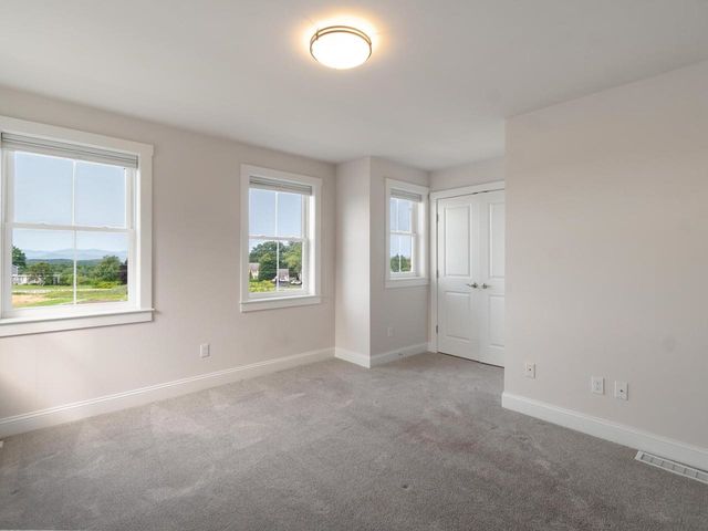 61 Preserve Road, South Burlington, VT 05403