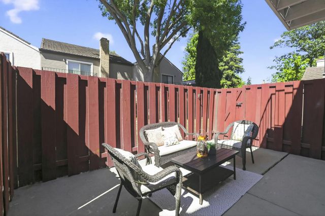 2520 Roblar Lane, Santa Clara, CA 95051