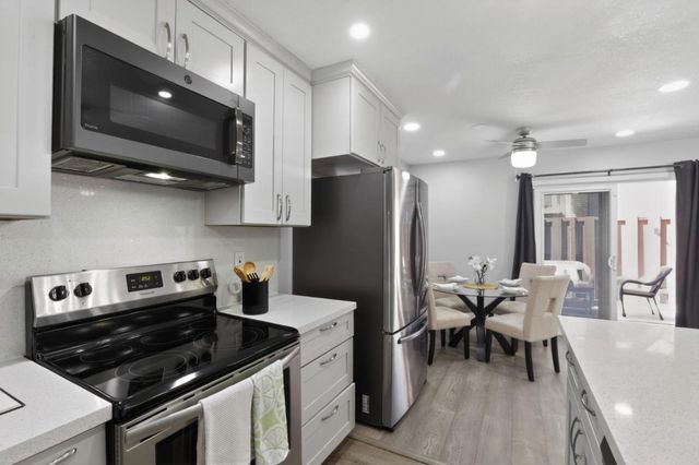 2520 Roblar Lane, Santa Clara, CA 95051