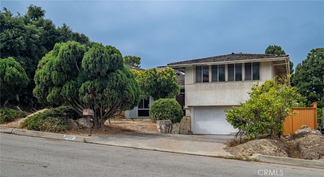 2825 Via Anacapa, Palos Verdes Estates, CA 90274